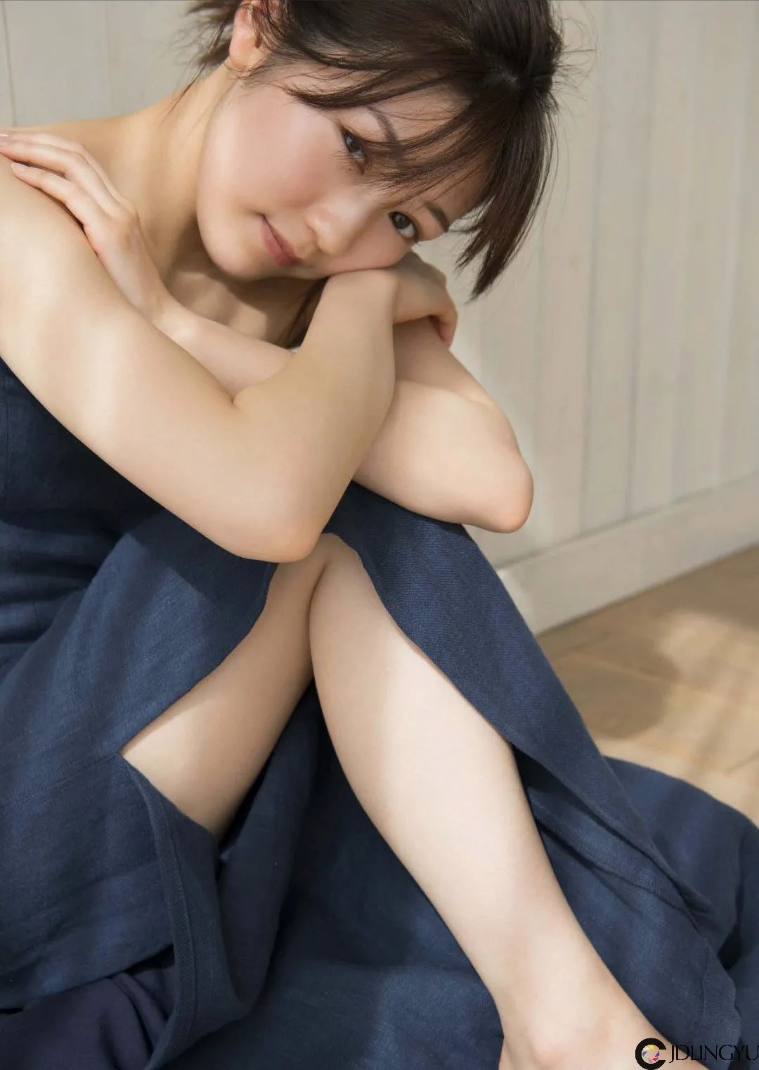 妹子絲襪都破了，好心疼??！插圖25