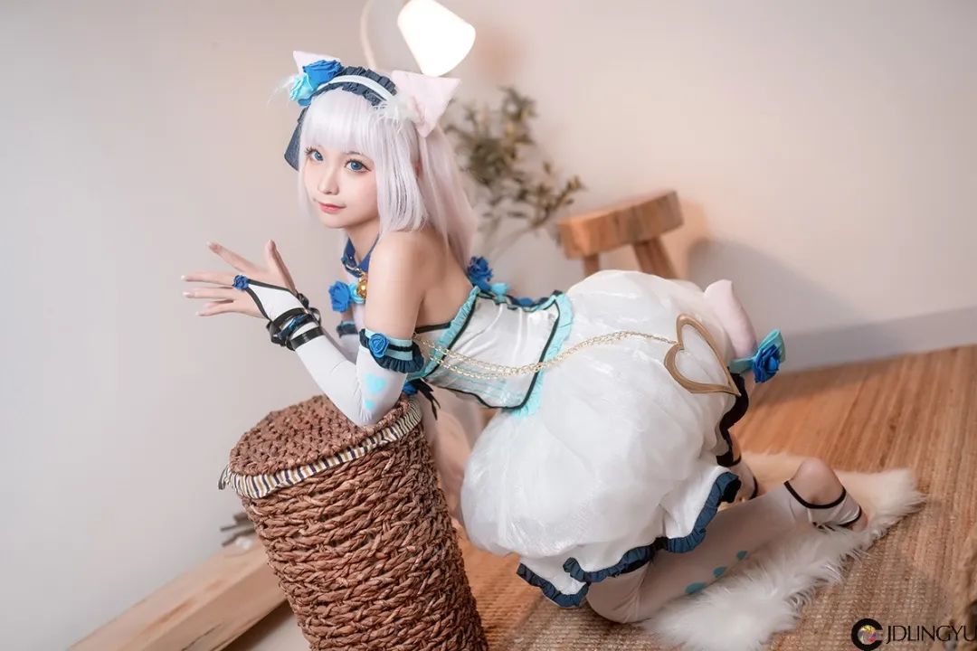 妹子絲襪都破了，好心疼??！插圖27